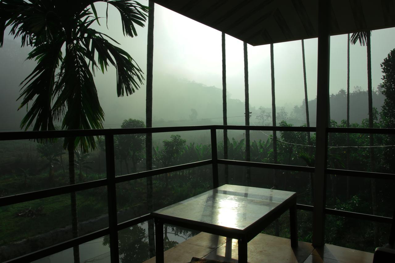 Exoticaholidays สุลต่านบาเทรี ภายนอก รูปภาพ